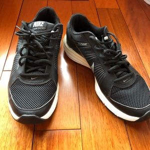Men’s Nike sneakers/runners, size 9